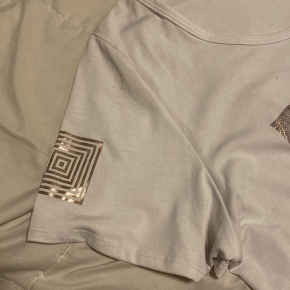 LuLaRoe BE top - Picture 2 of 4